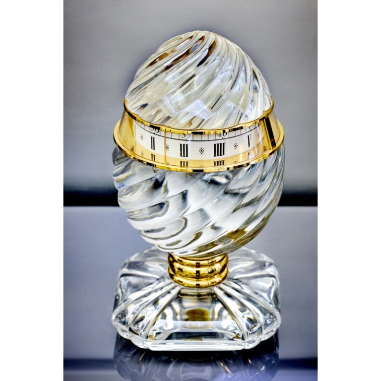 pendule-oeuf-hour-lavigne