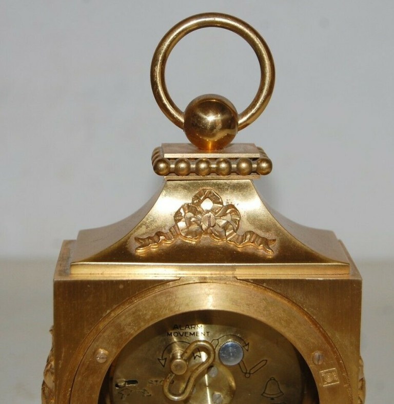 réveil à bélière (2)