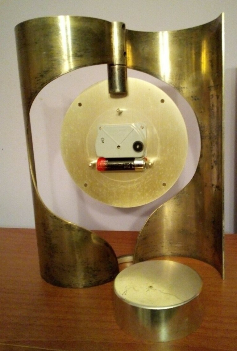 hour Laigne plaques (3)